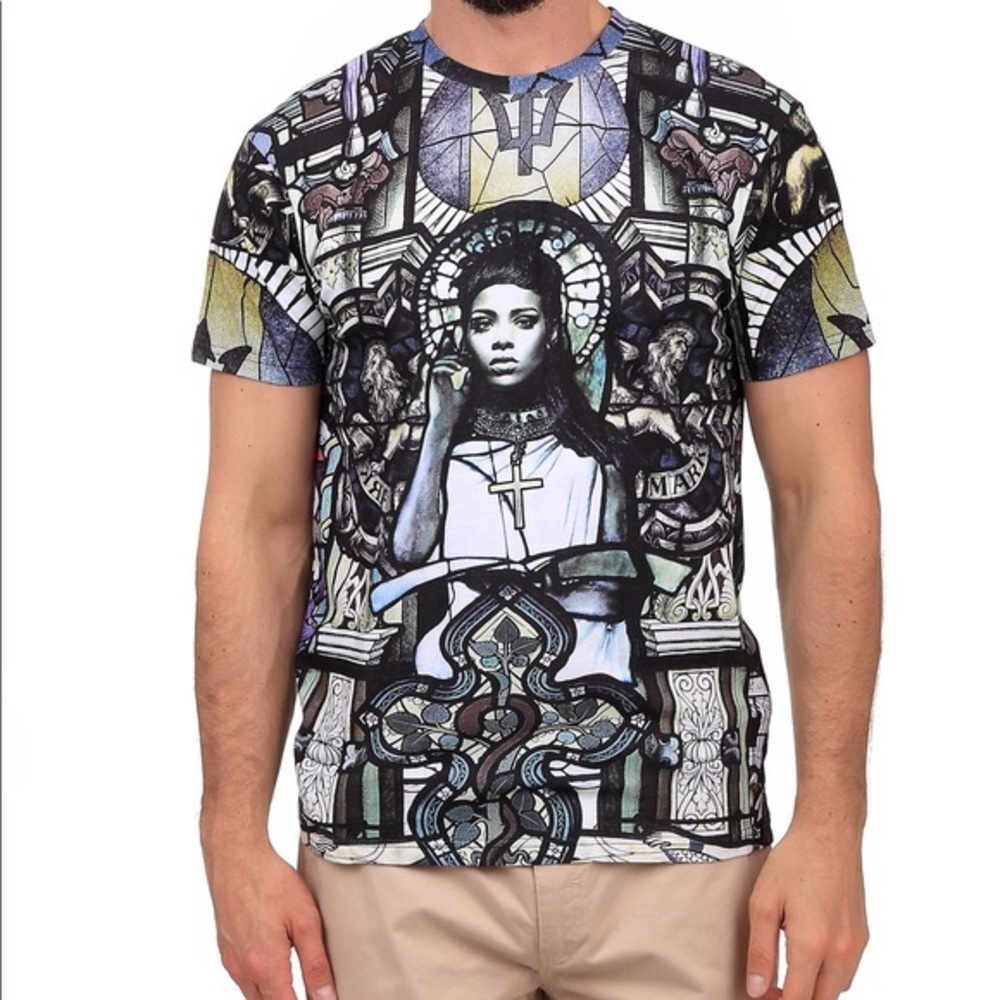 Eleven Paris t-shirt Rihanna